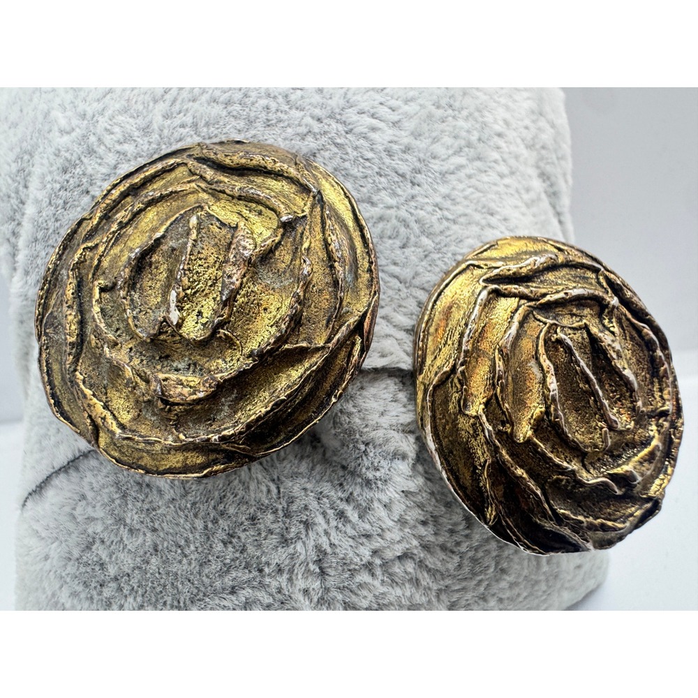 Vintage Gold Tone Textured Swirl Round Clip On Statement Earrings